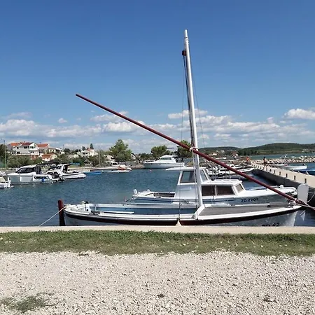 Apartman M Ljubač